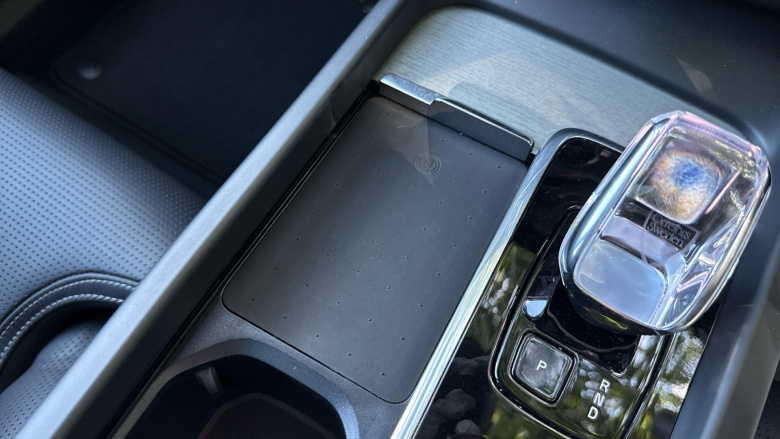 Volvo XC60 2.0 T8 [455] PHEV Ultra Dark 5dr AWD Geartronic Estate